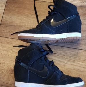 Nike Dunk Sky High Essential